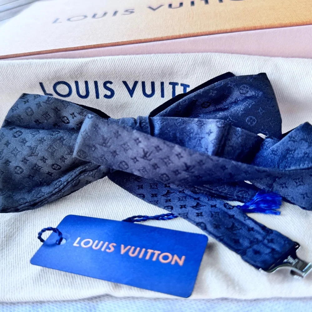 🔥LV VELVET 26’🔥💯🆕 RARE LOUIS VUITTON MONOGRAM BLACK TIE BOW TIE STUNNING - Picture 14 of 16